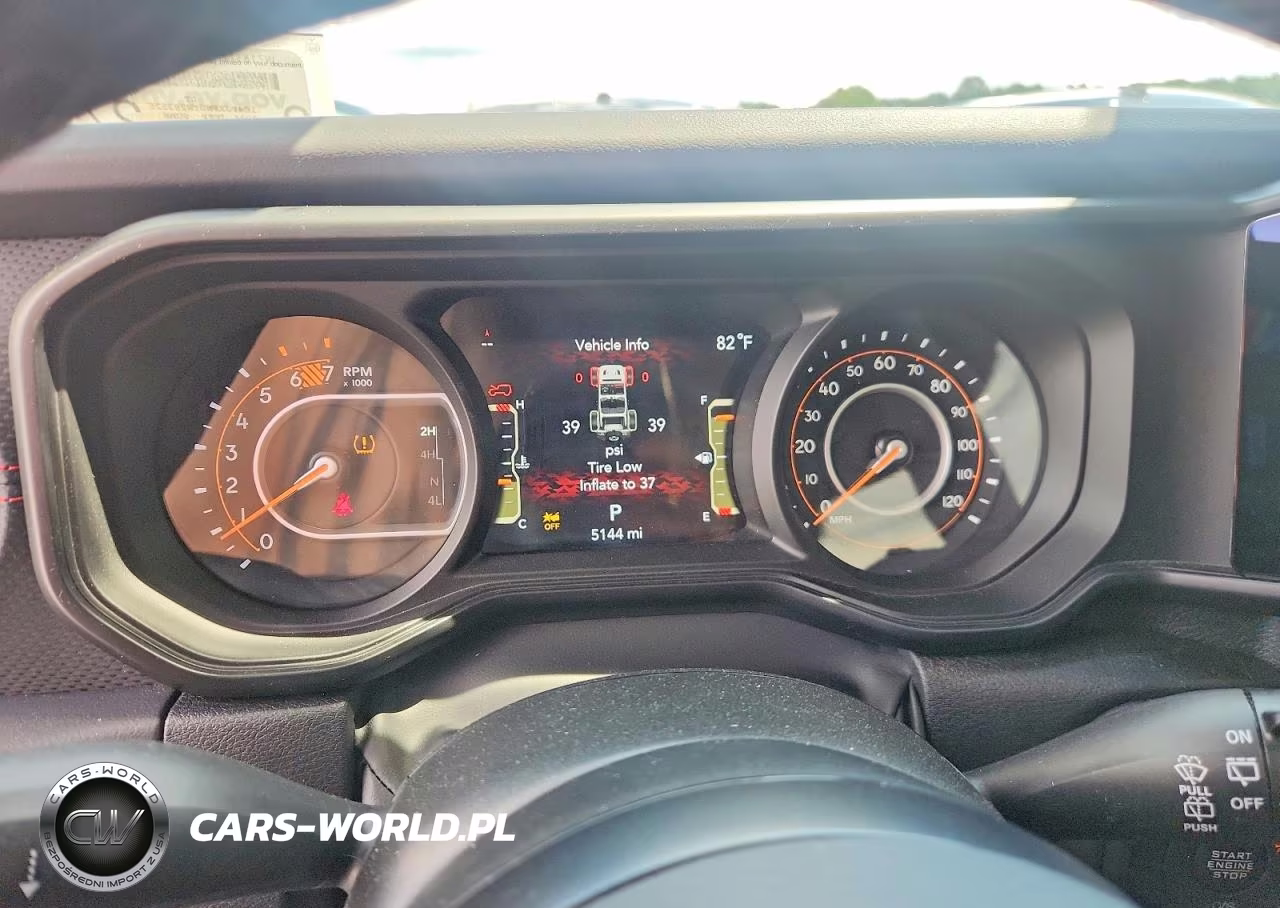 2026 Jeep Wrangler Rubicon VIN:1C4PJXFN0TW283525 - 9