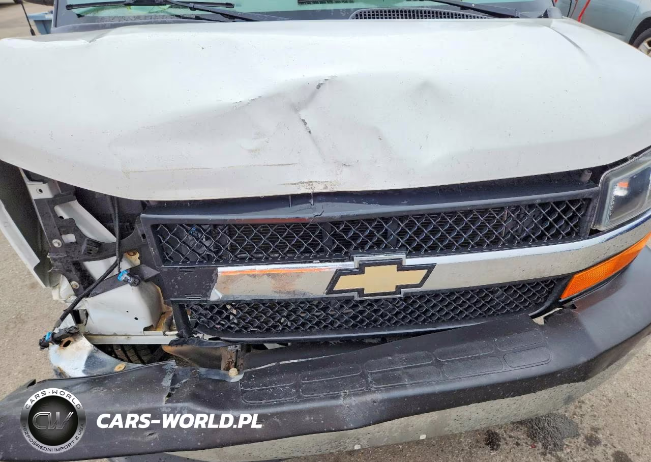 2017 Chevrolet Express G2500 VIN:1GCWGAFF8H1121873 - 12