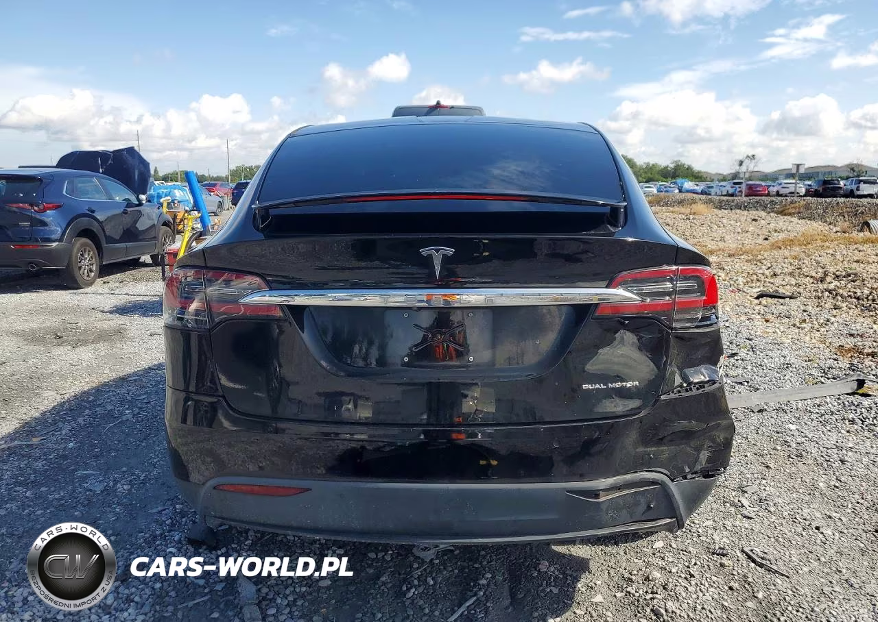 2020 Tesla Model X VIN:5YJXCAE23LF296014 - 6