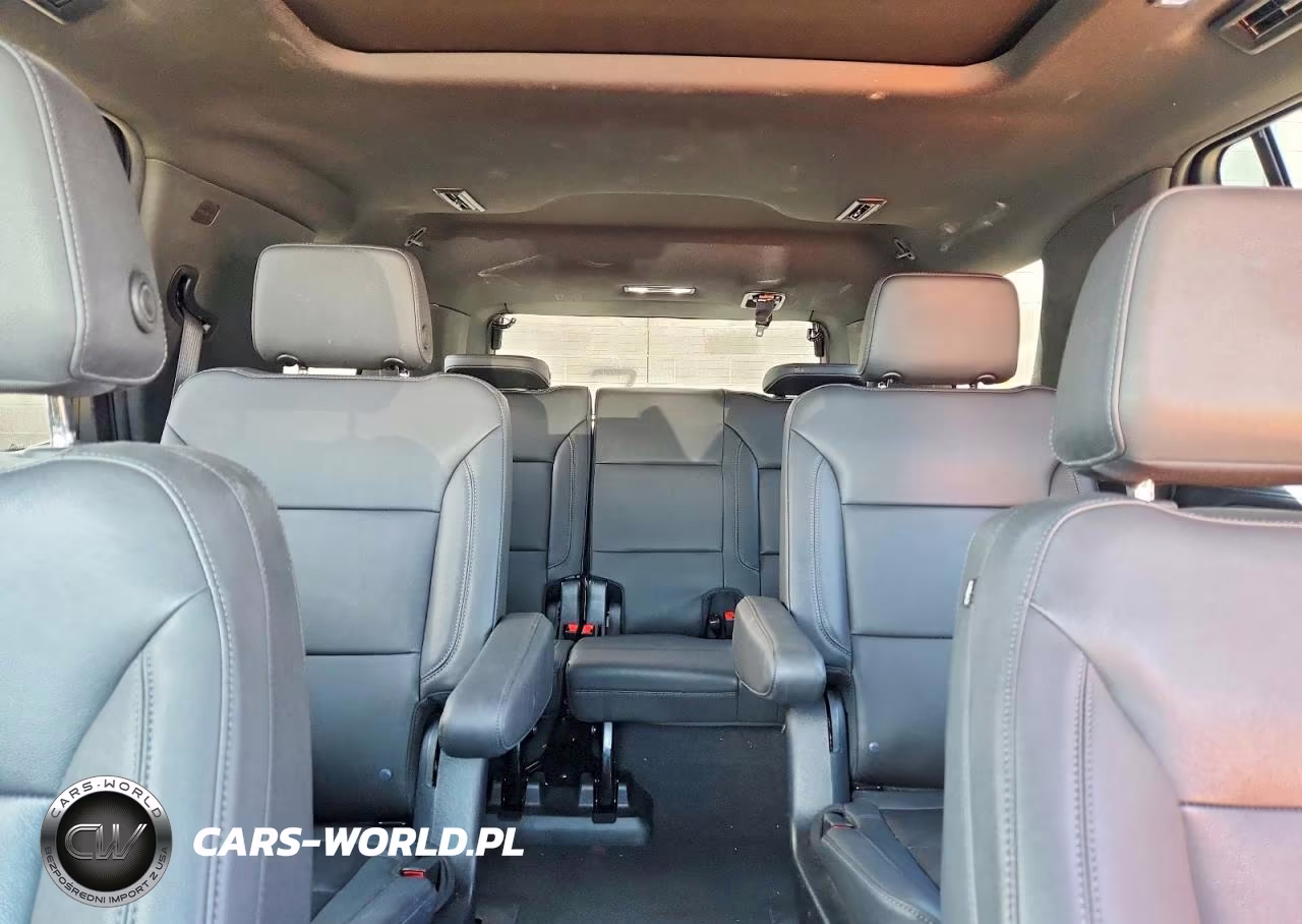 2023 Chevrolet Tahoe K1500 Z71 VIN:1GNSKPKD1PR306178 - 10