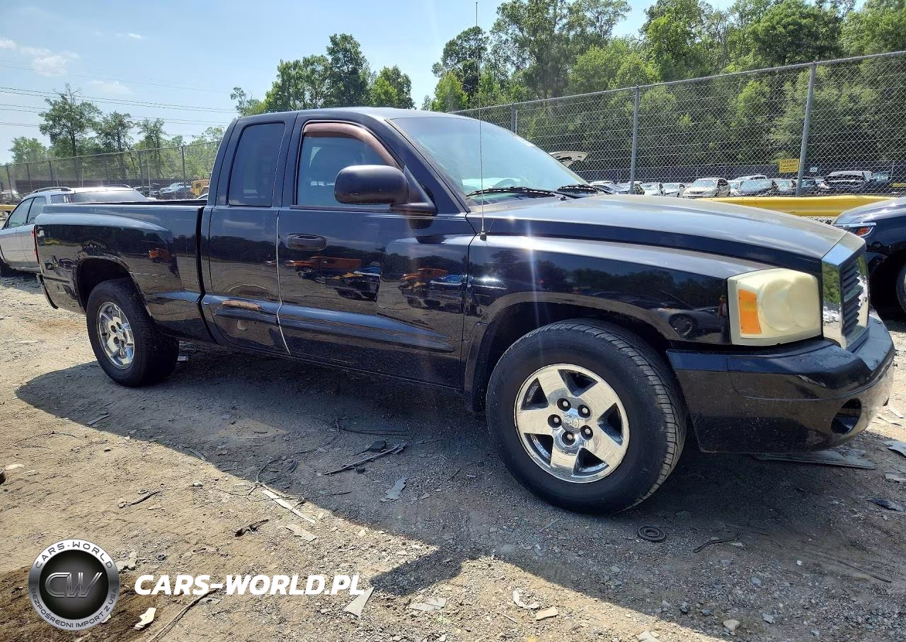 2005 Dodge Dakota Laramie VIN:1D7HE52N25S122533 - 4