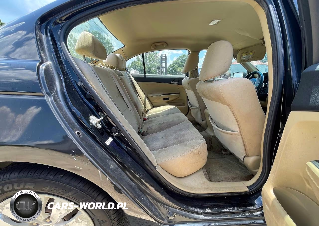 2011 Honda Accord Lx VIN:1HGCP2F35BA082716 - 6