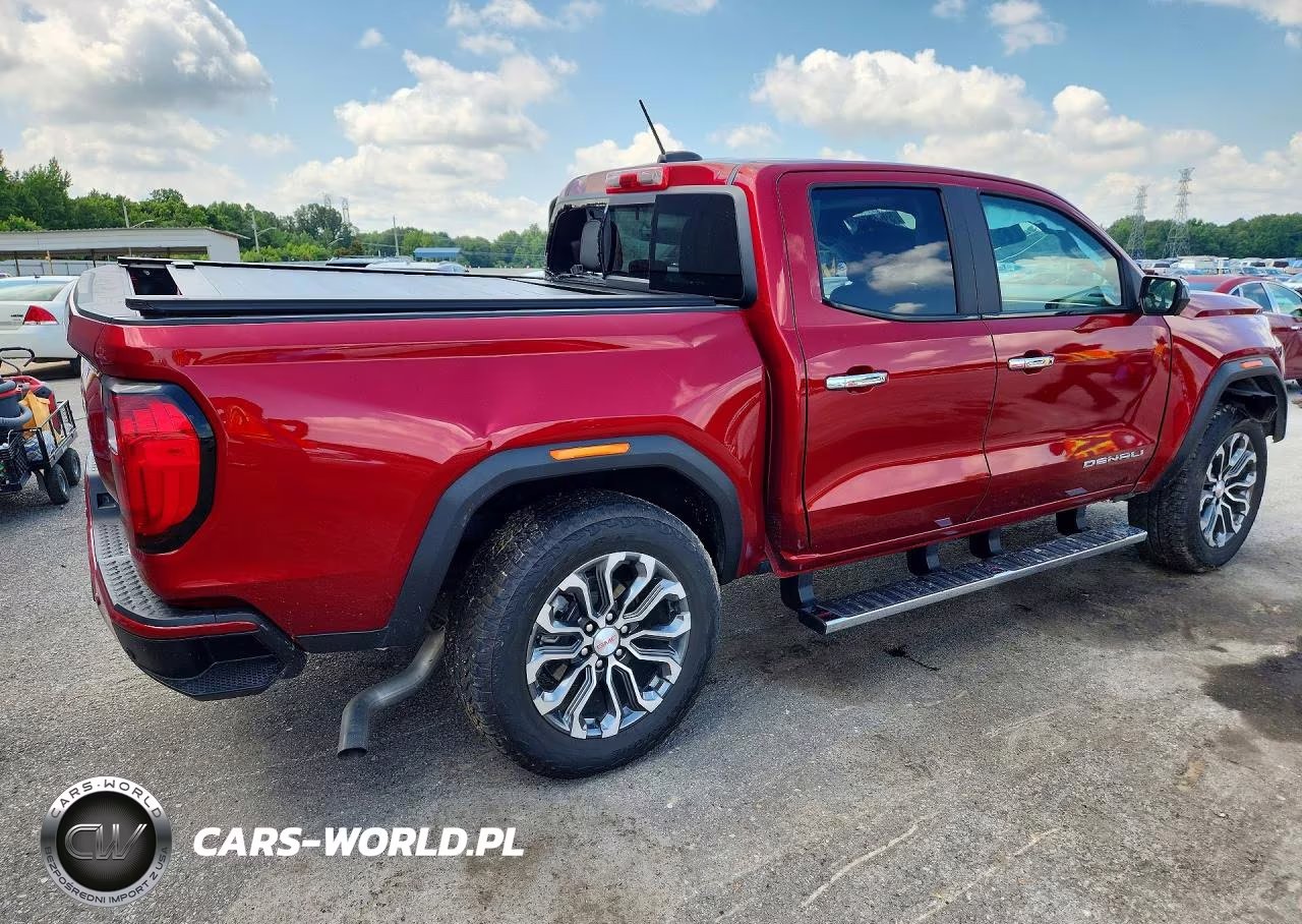 2024 GMC Canyon Denali VIN:1GTP6FEK1R1275152 - 3