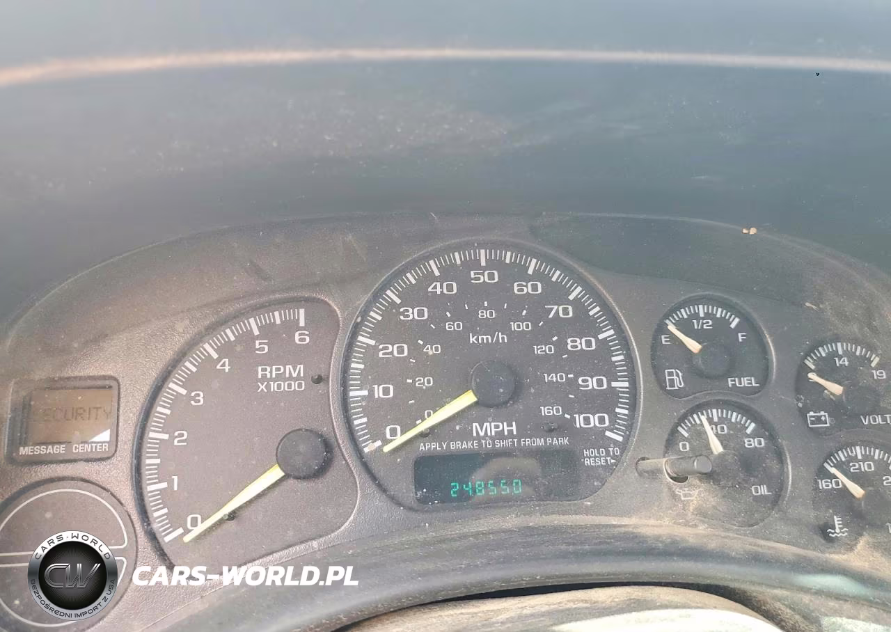 2001 Chevrolet Tahoe VIN:1GNEK13T31J142163 - 9