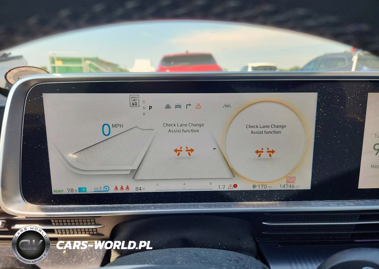 2025 Hyundai Ioniq 6 Sel VIN:KMHM34AA8SA088599 - 9