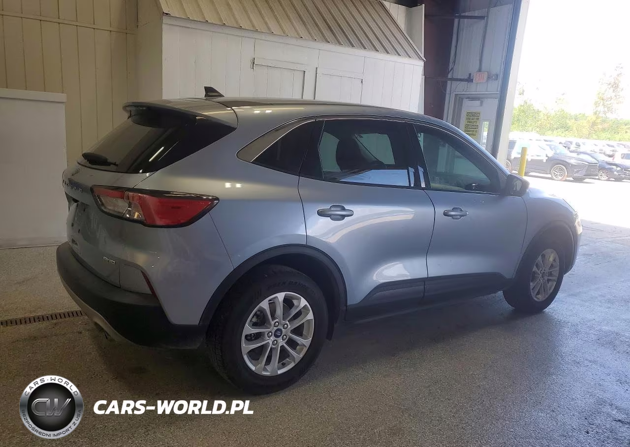 2022 Ford Escape Se VIN:1FMCU9G60NUC01988 - 3