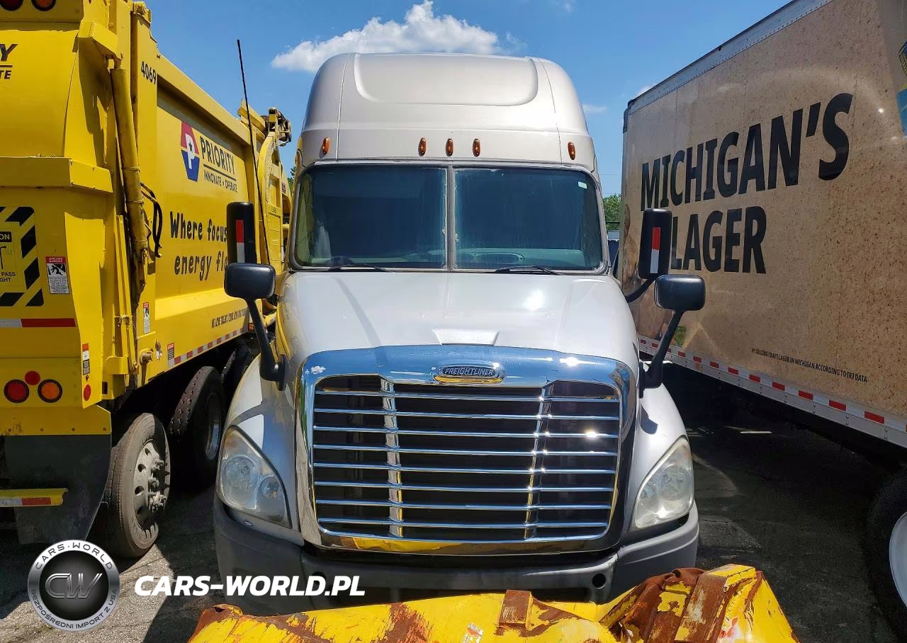2017 Freightliner Cascadia 125 VIN:3AKJGLDR3HSHF0881 - 5