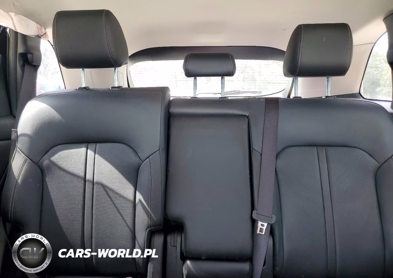 2025 Mazda Cx-70 Preferred VIN:JM3KJBHD7S1124120 - 10