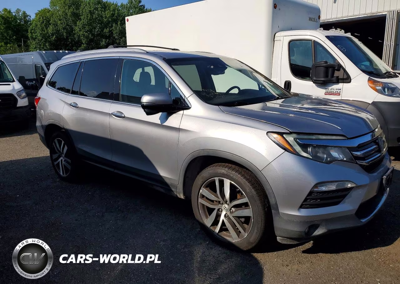 2016 Honda Pilot Touring VIN:5FNYF6H90GB108282 - 4