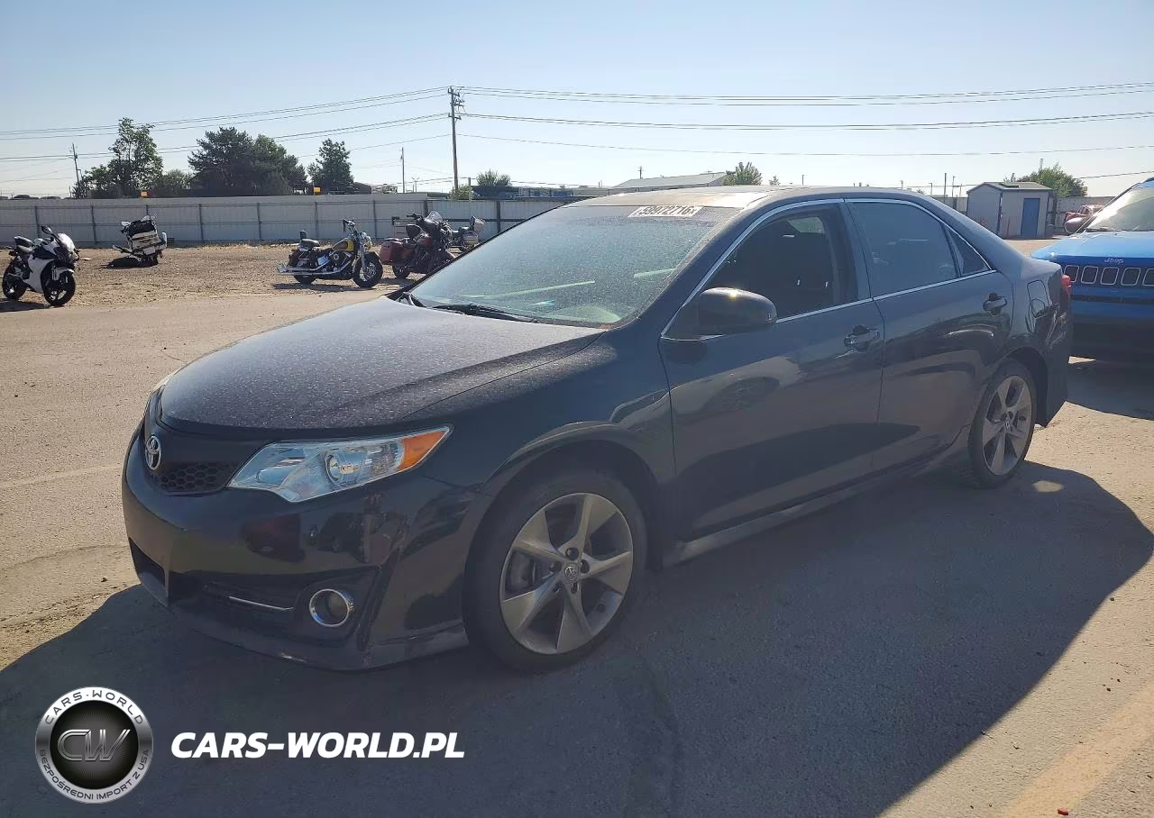 2012 Toyota Camry Se Sport Limited Edition – zdjęcie 1 z 12