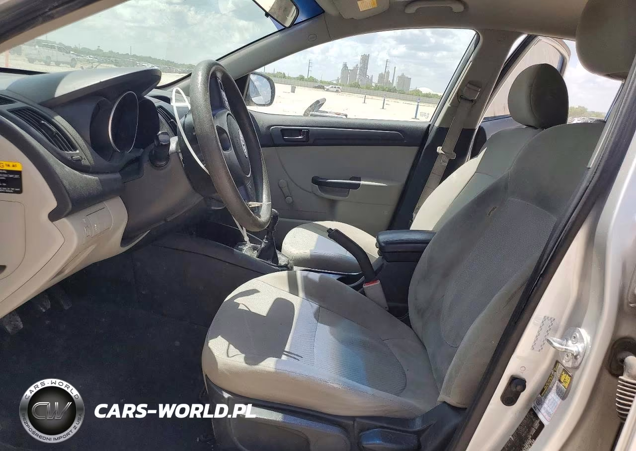 2012 Kia Forte Lx VIN:KNAFT4A21C5487092 - 7