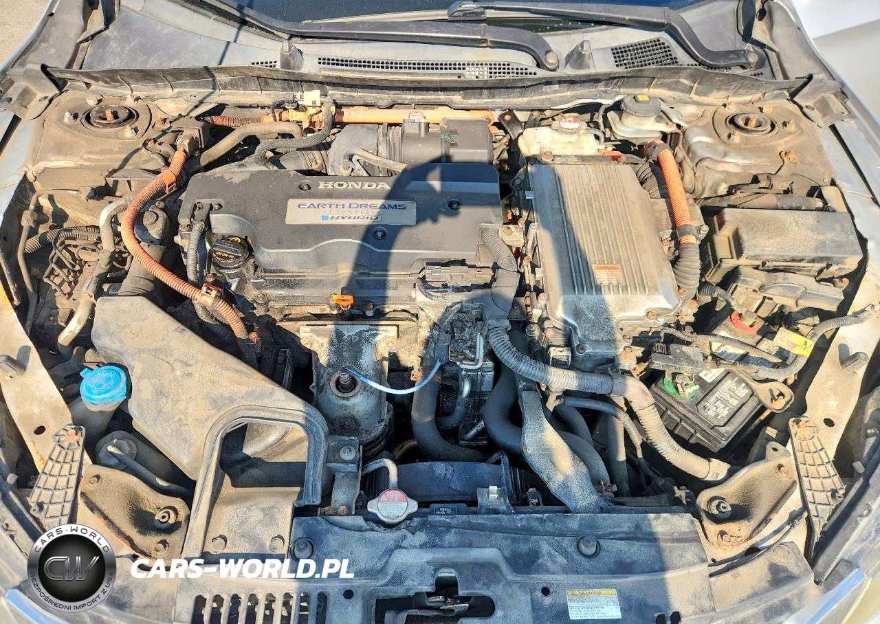 2015 Honda Accord Hybrid VIN:1HGCR6F36FA002251 - 11