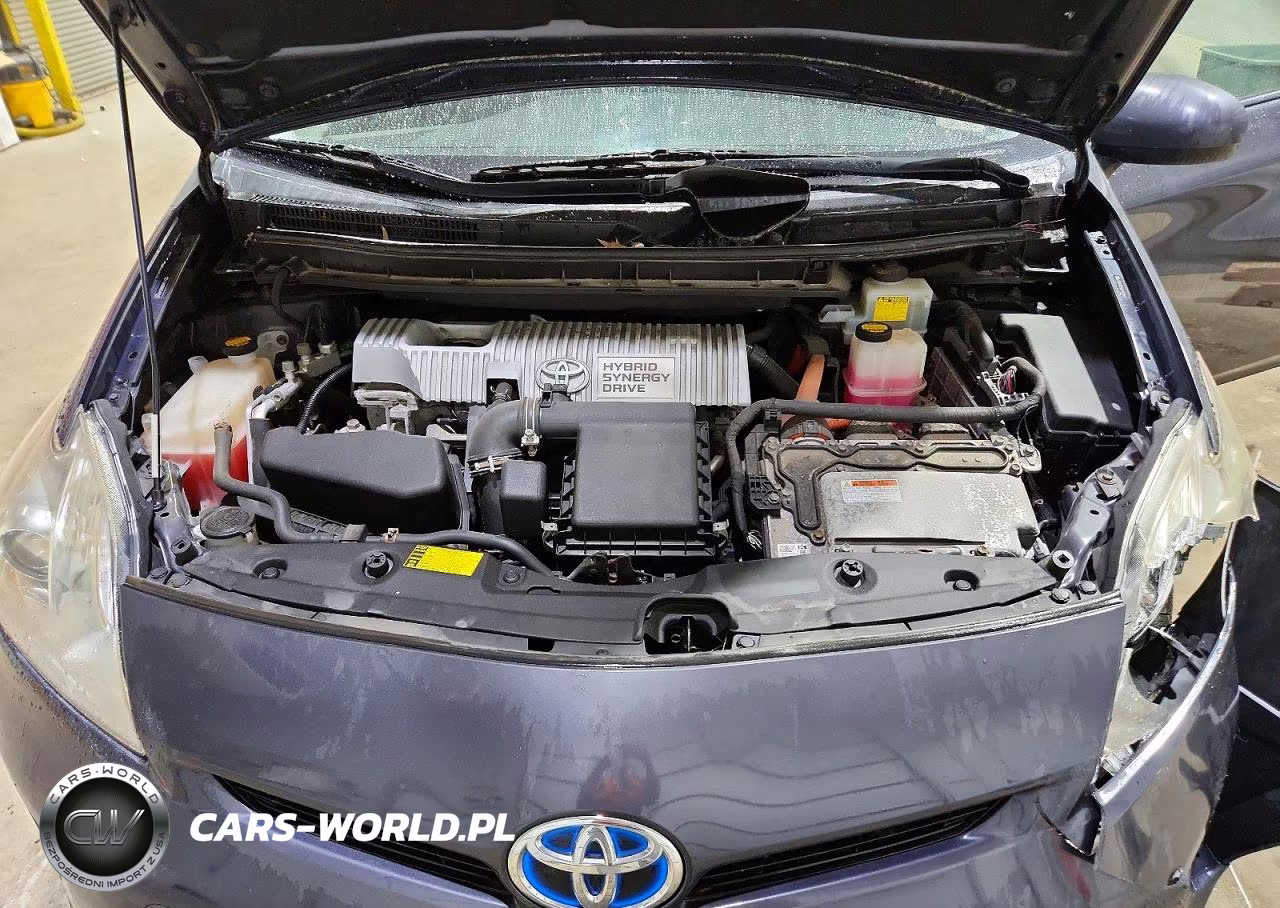 2012 Toyota Prius Two VIN:JTDKN3DU5C5450582 - 11