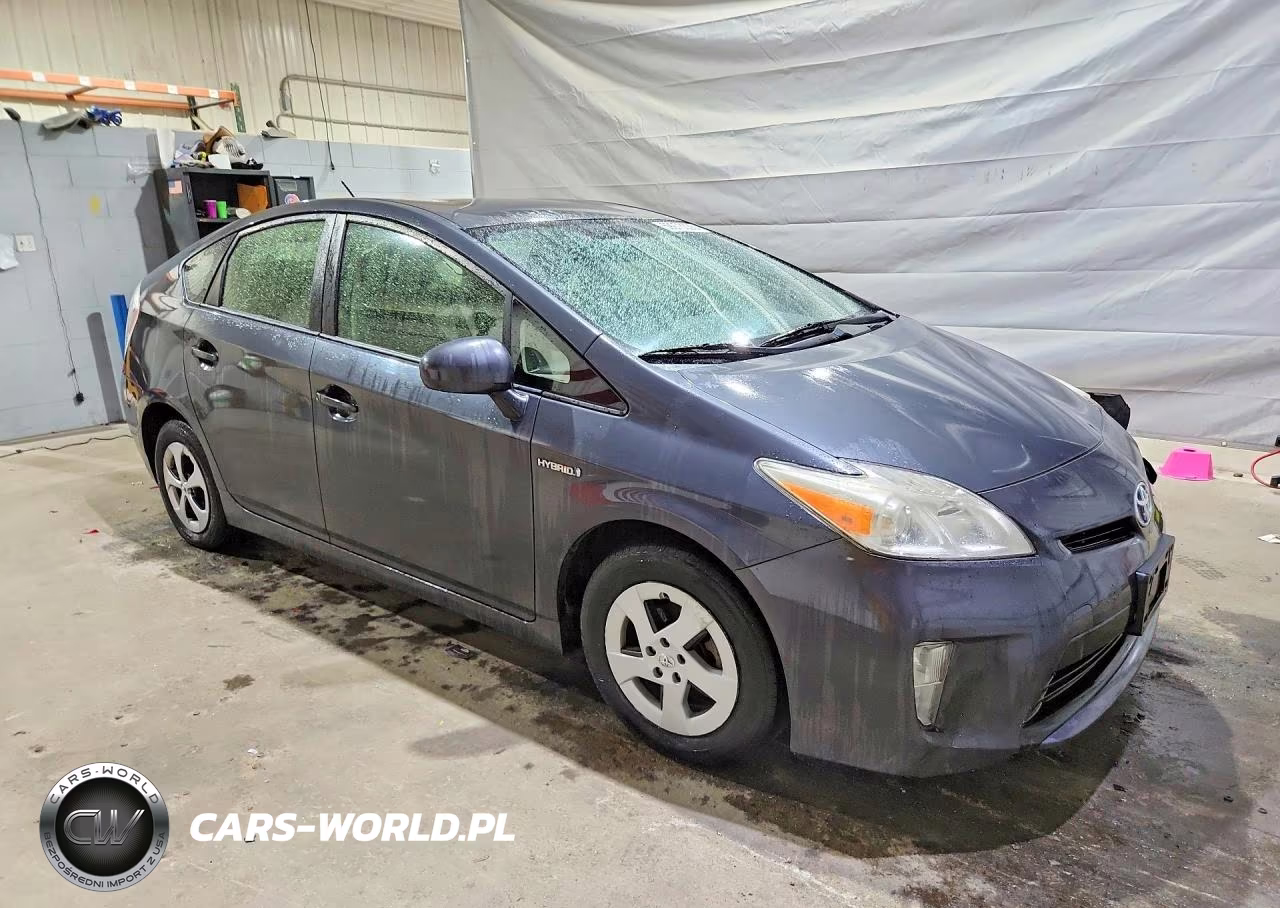 2012 Toyota Prius Two VIN:JTDKN3DU5C5450582 - 4