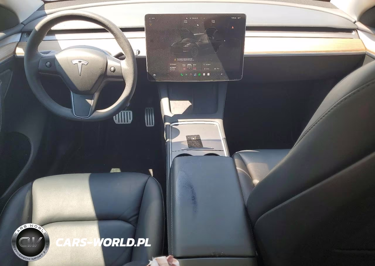 2023 Tesla Model Y VIN:7SAYGDEF6PF926145 - 8
