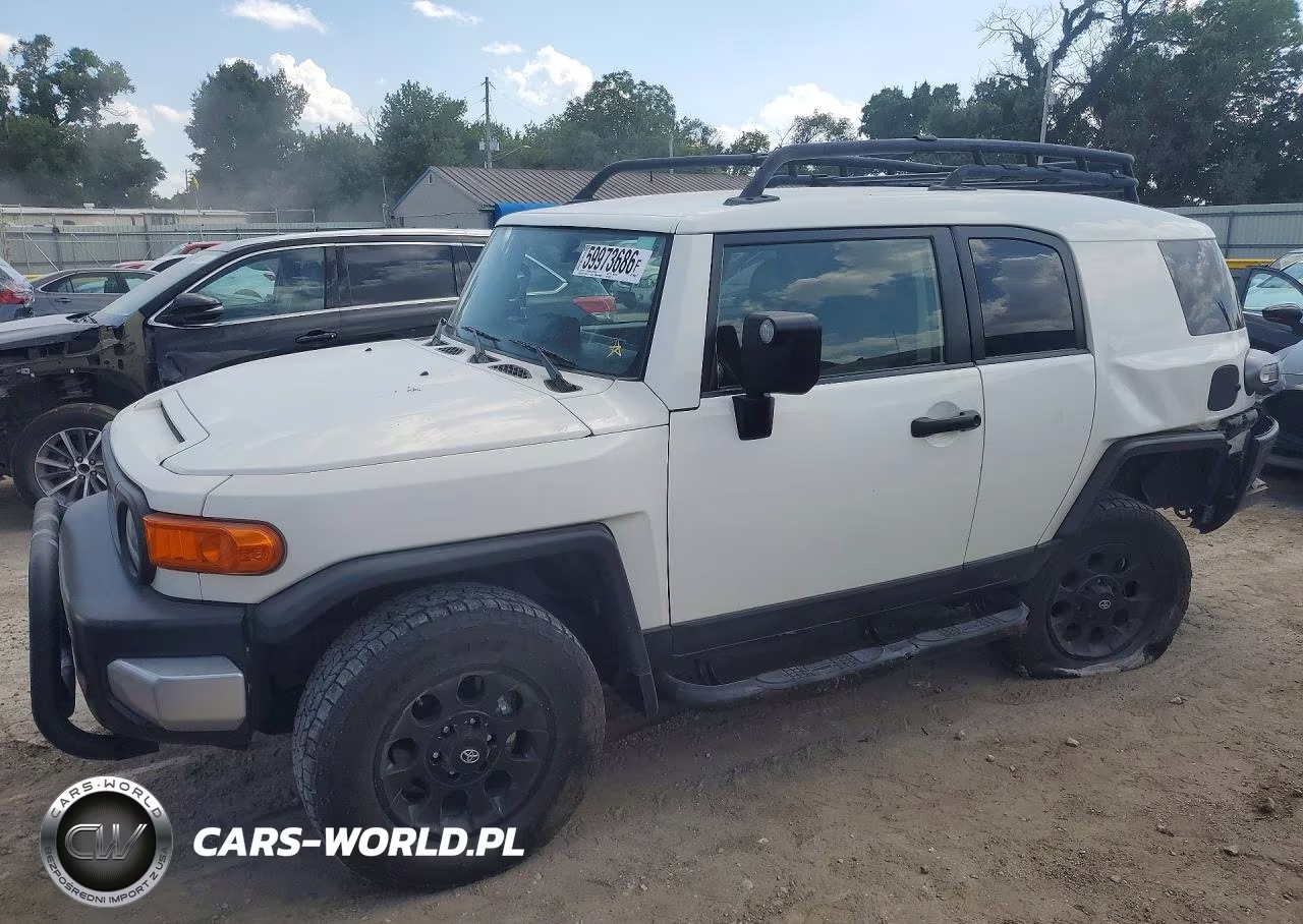 2013 Toyota Fj Cruiser Base – zdjęcie 1 z 12