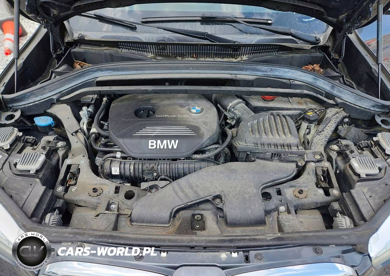 2018 BMW X1 xDrive28I VIN:WBXHT3C34J5K27989 - 12