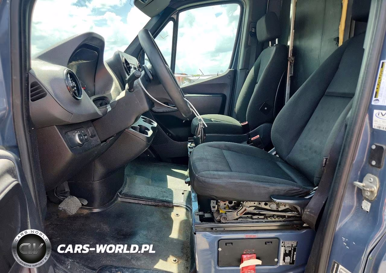 2019 Mercedes-Benz Sprinter 2500-3500 Delivery Van VIN:WD4PF0CD6KT006548 - 7