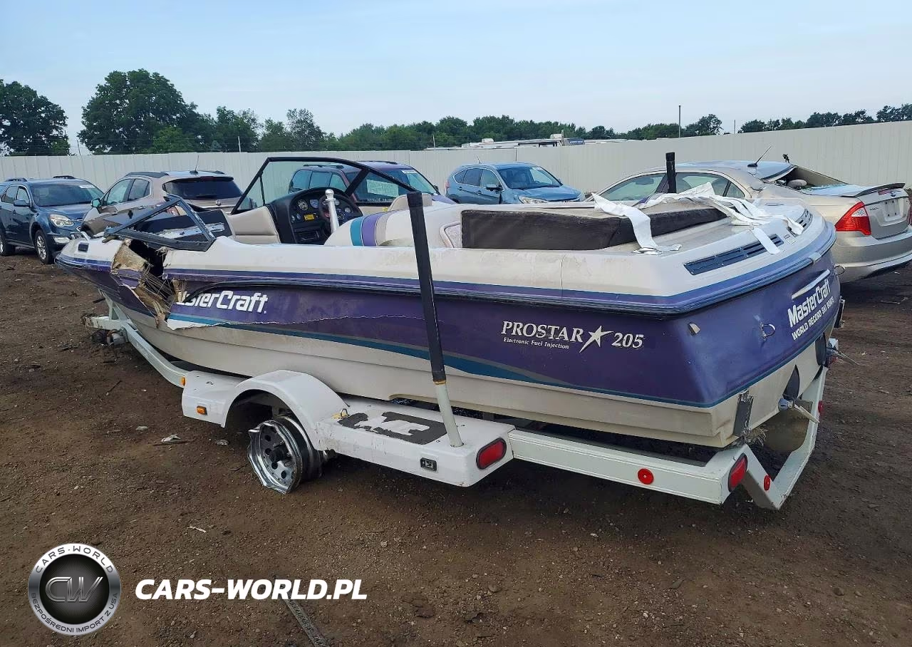 1994 Mastercraft Boat 20' - Boat VIN:MBCUSFN6K394 - 3