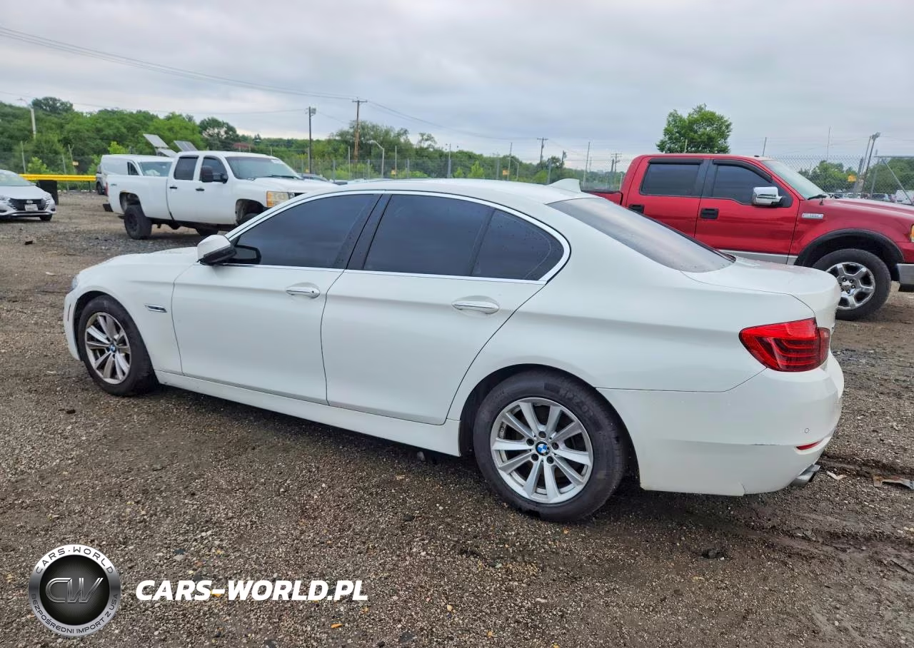 2016 BMW 528 Xi VIN:WBA5A7C55GG150610 - 2