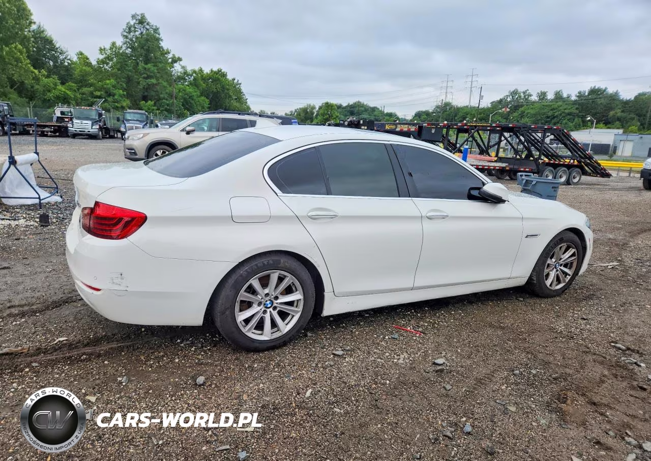 2016 BMW 528 Xi VIN:WBA5A7C55GG150610 - 3