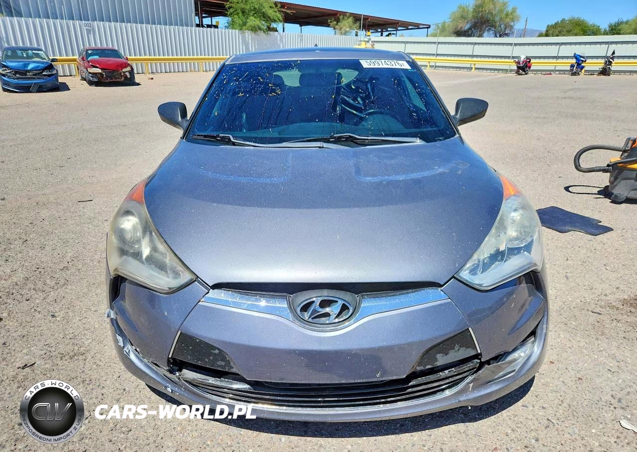 2016 Hyundai Veloster Base VIN:KMHTC6AD6GU260586 - 5