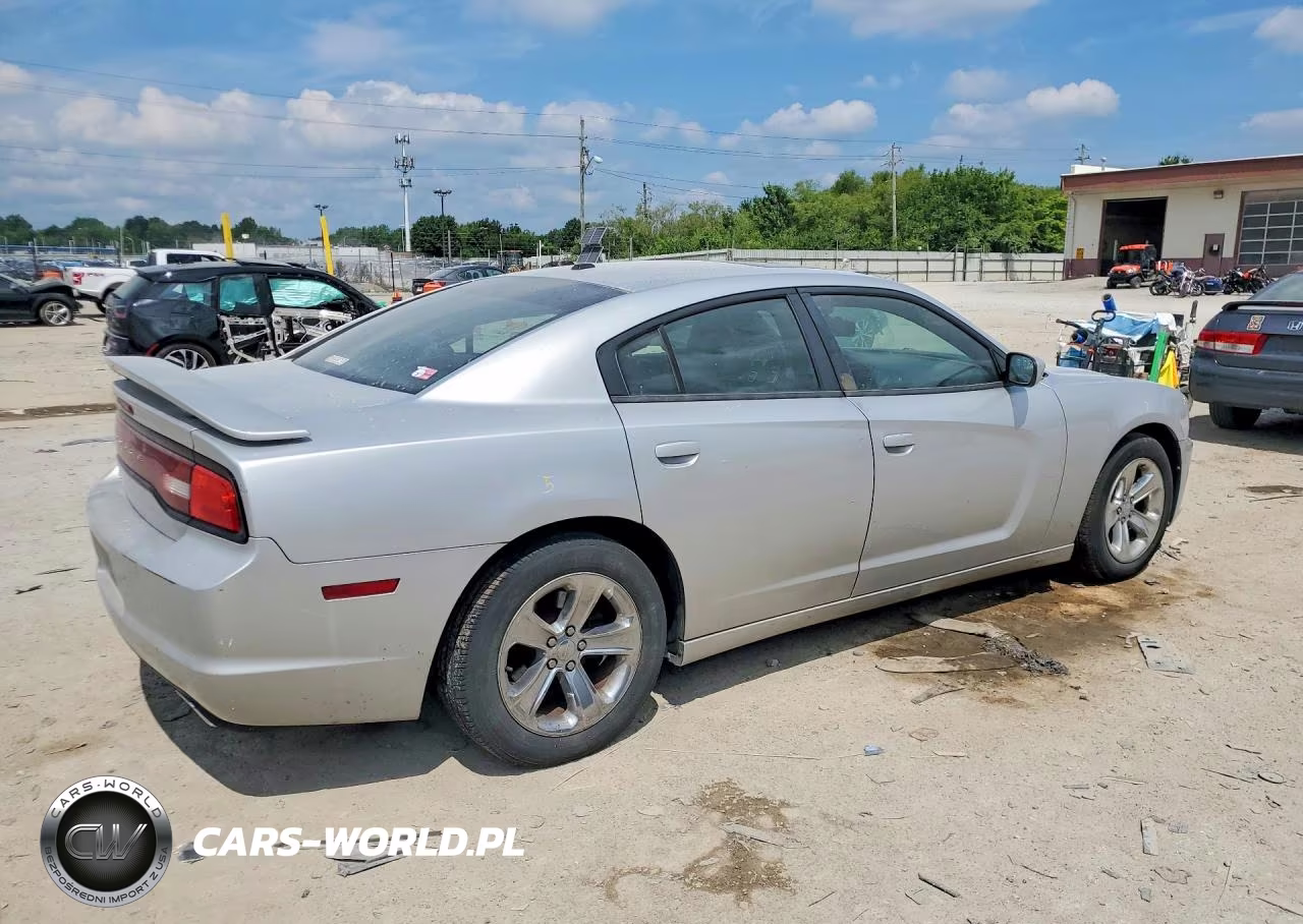 2012 Dodge Charger Sxt VIN:2C3CDXHG2CH290371 - 3
