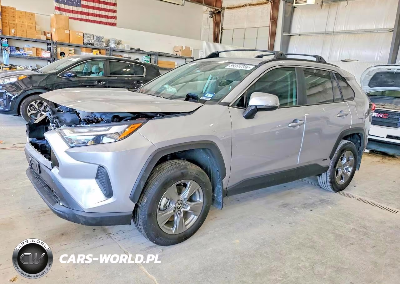 2025 Toyota Rav4 Hybrid Xle – zdjęcie 1 z 14