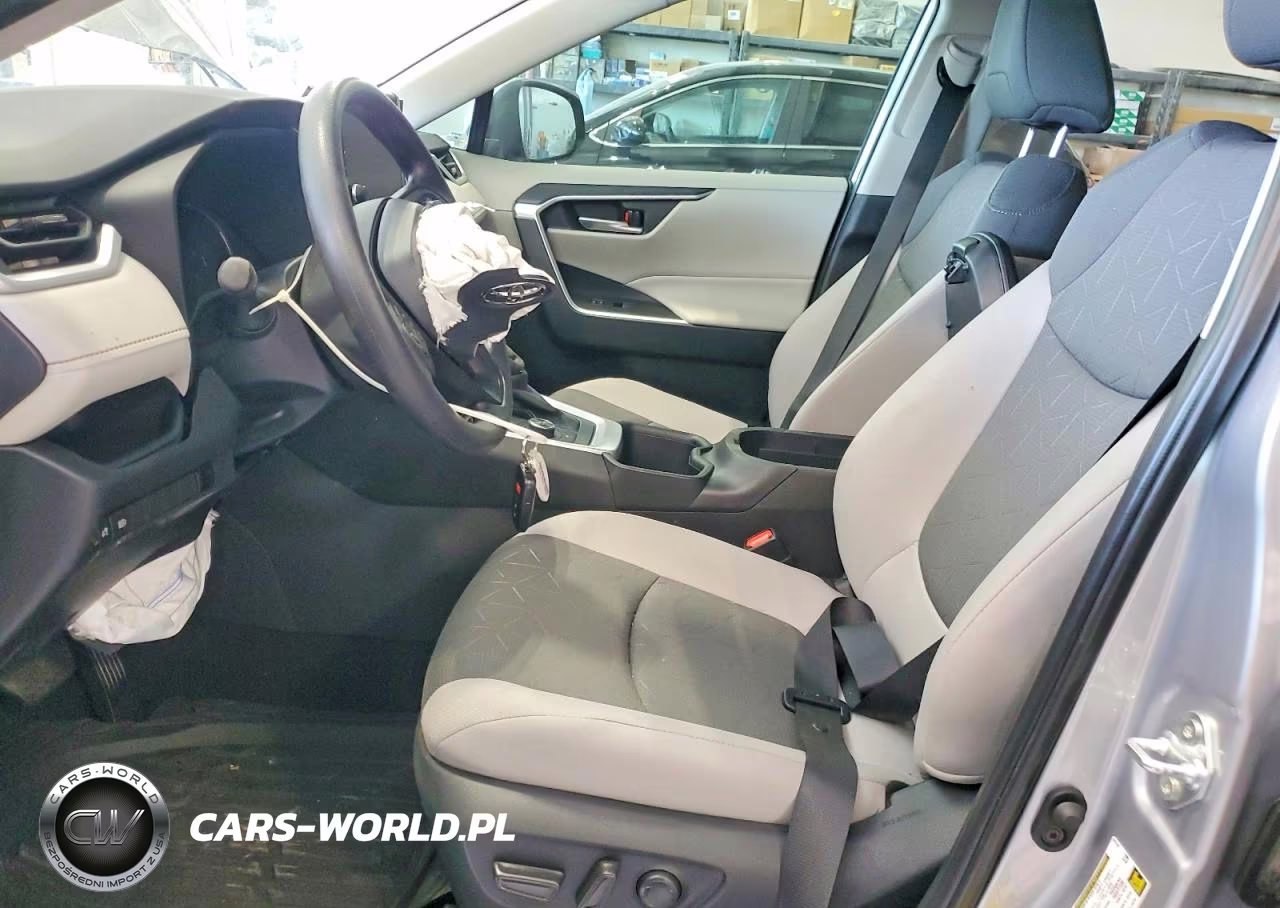 2025 Toyota Rav4 Hybrid Xle VIN:4T3RWRFVXSU203957 - 7