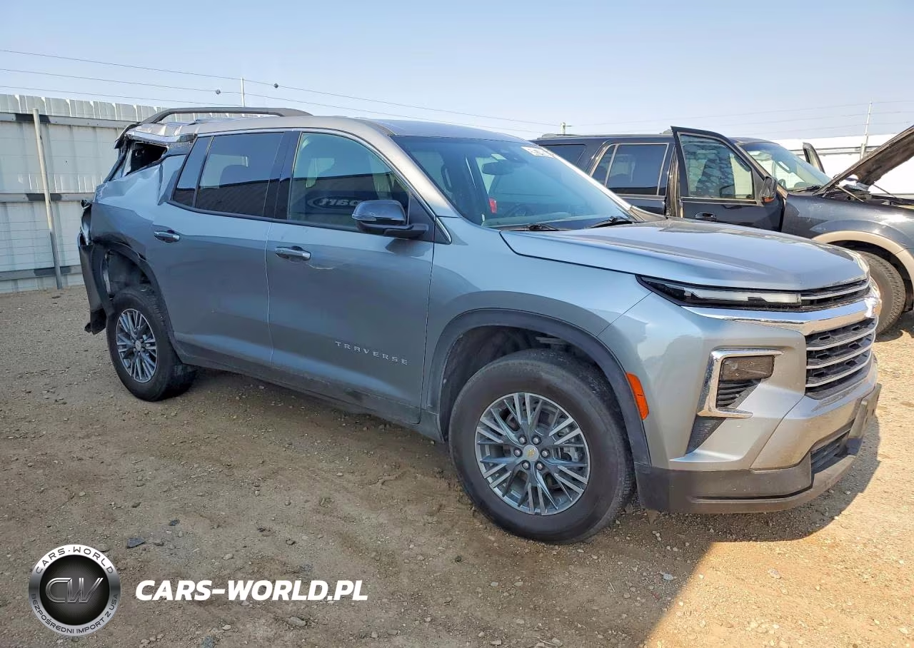 2025 Chevrolet Traverse Lt VIN:1GNERGRSXSJ155328 - 4