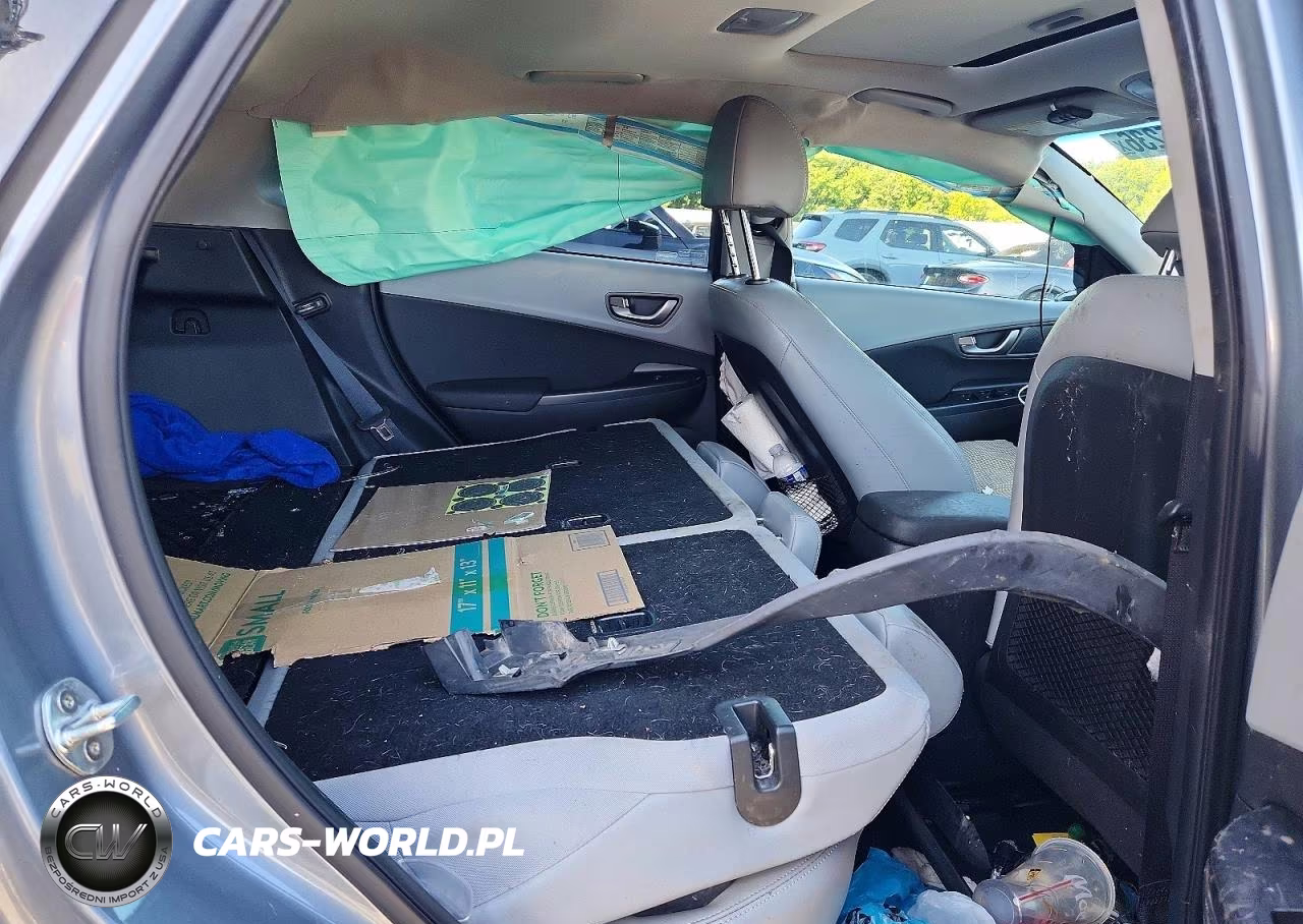 2021 Hyundai Kona Ultimate VIN:KM8K5CA53MU610992 - 10