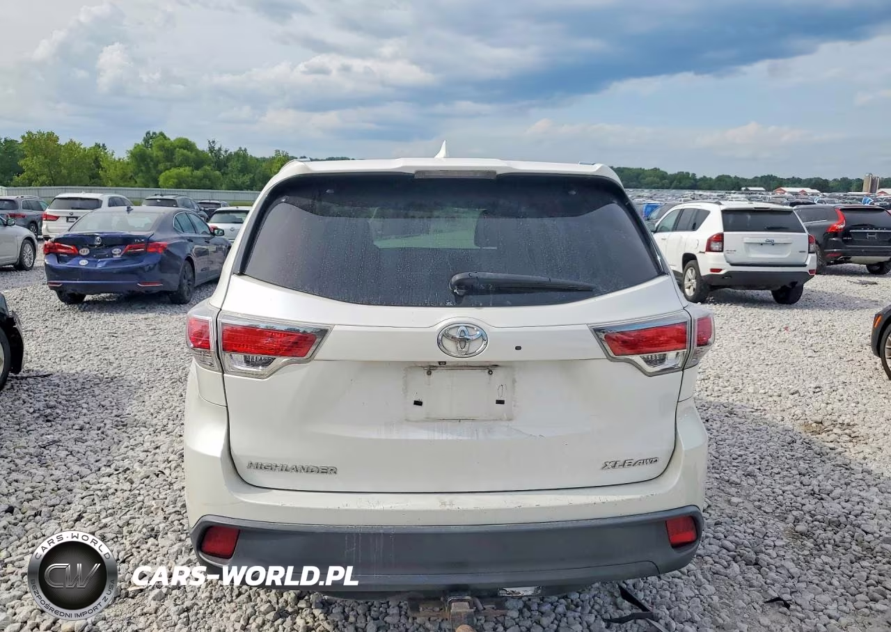2015 Toyota Highlander Xle VIN:5TDJKRFH7FS185086 - 6