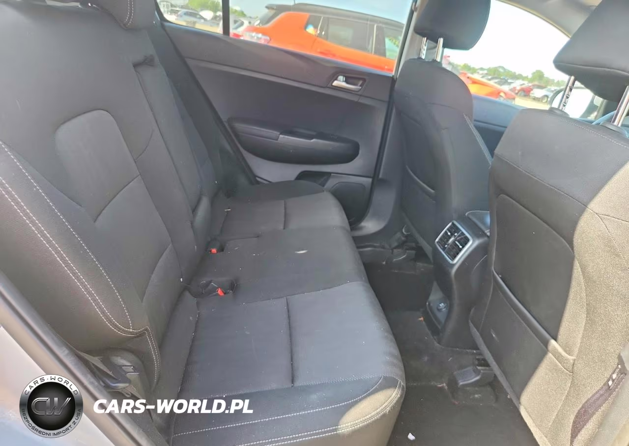 2019 Kia Sportage Lx VIN:KNDPM3AC7K7534054 - 10