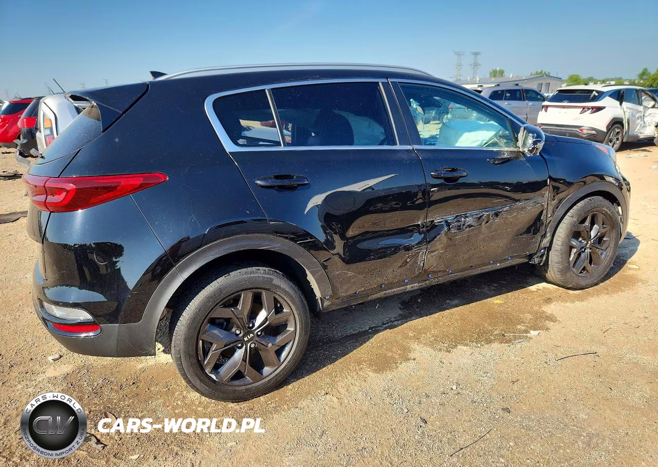 2021 Kia Sportage S VIN:KNDP63AC4M7846314 - 3