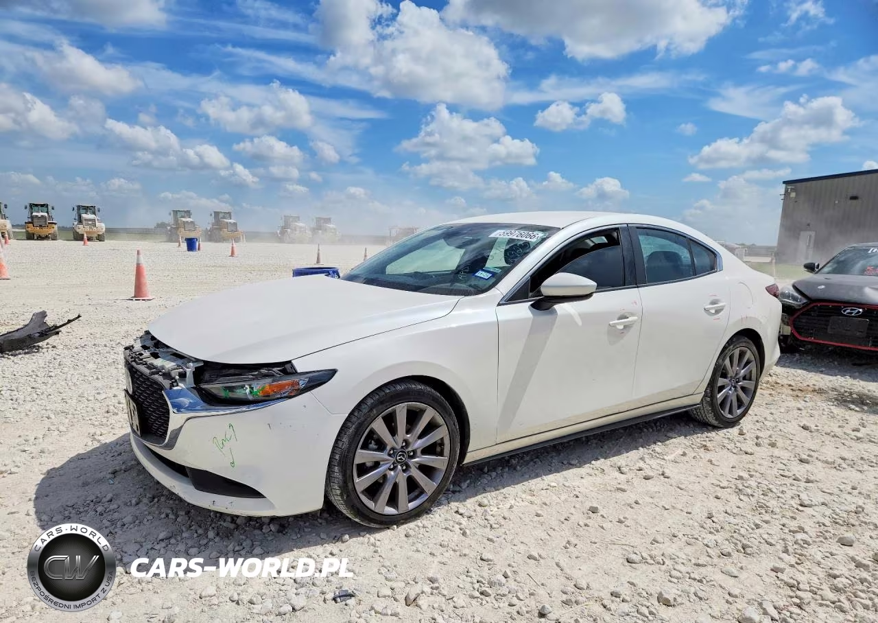 2021 Mazda 3 Select
