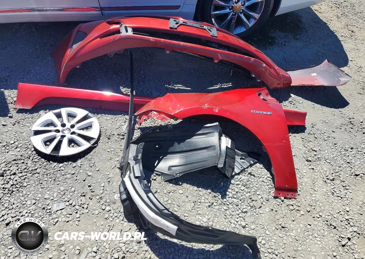 2017 Toyota Prius Four VIN:JTDKARFU2H3533112 - 12