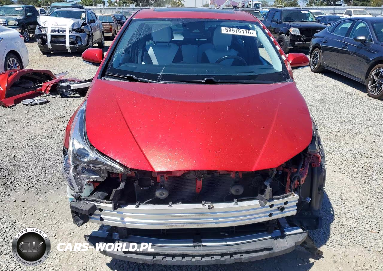2017 Toyota Prius Four VIN:JTDKARFU2H3533112 - 5