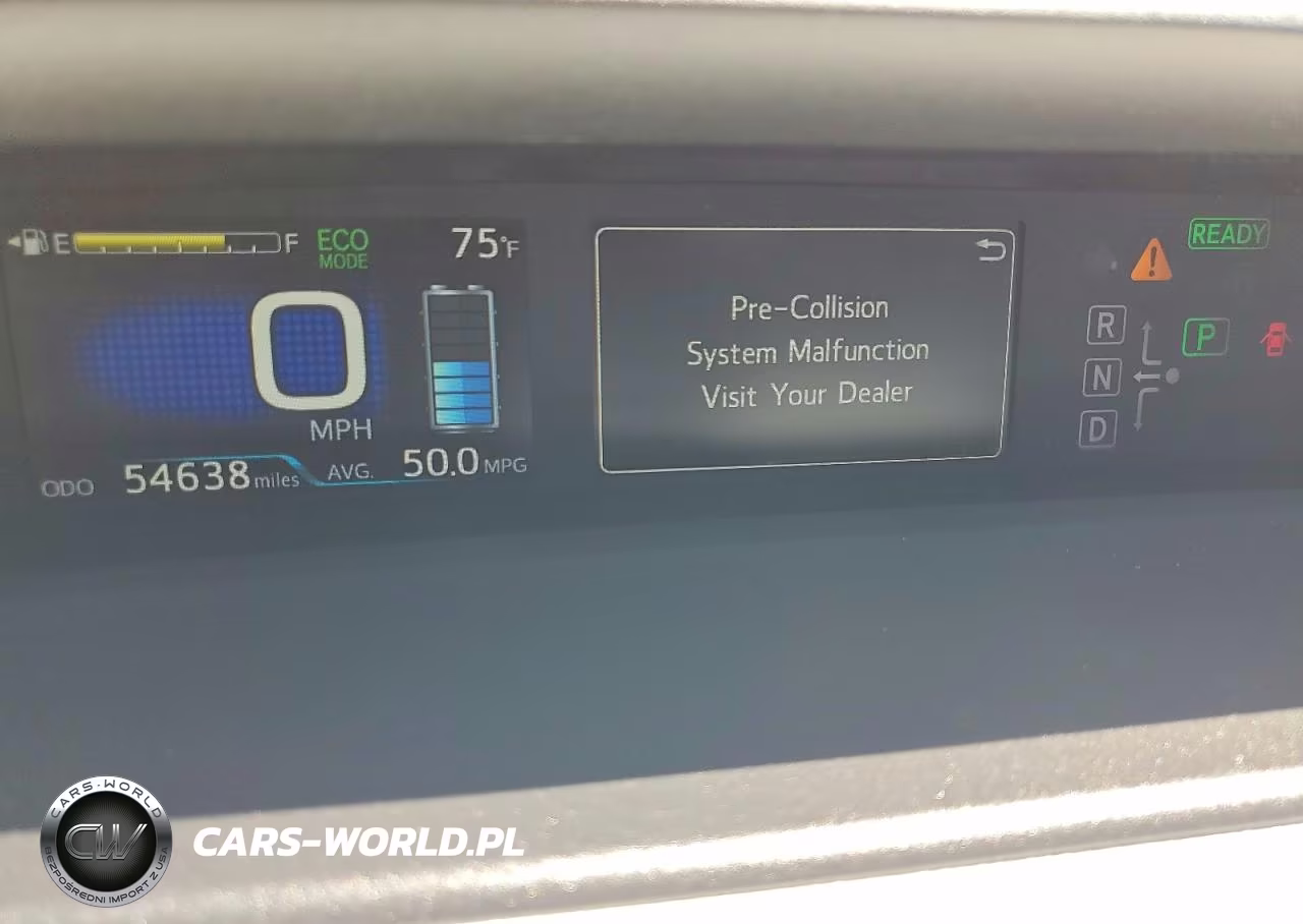 2017 Toyota Prius Four VIN:JTDKARFU2H3533112 - 9