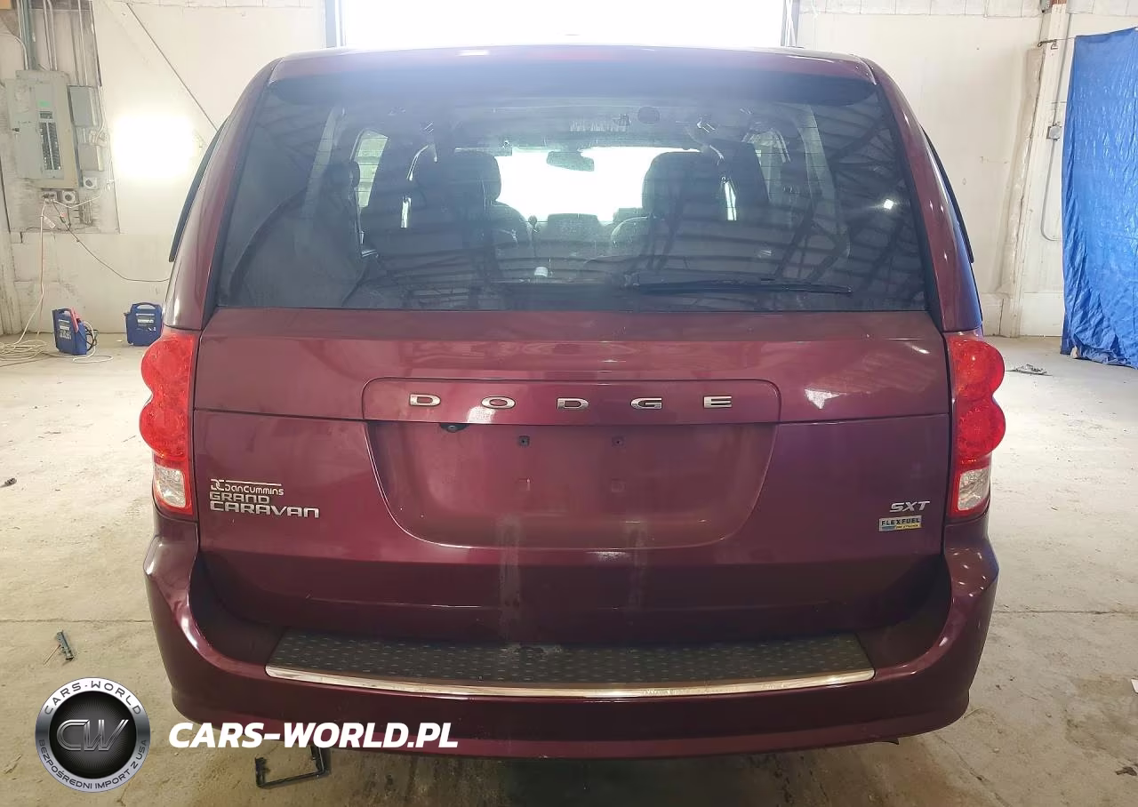2018 Dodge Grand Caravan Sxt VIN:2C4RDGCG2JR328511 - 6