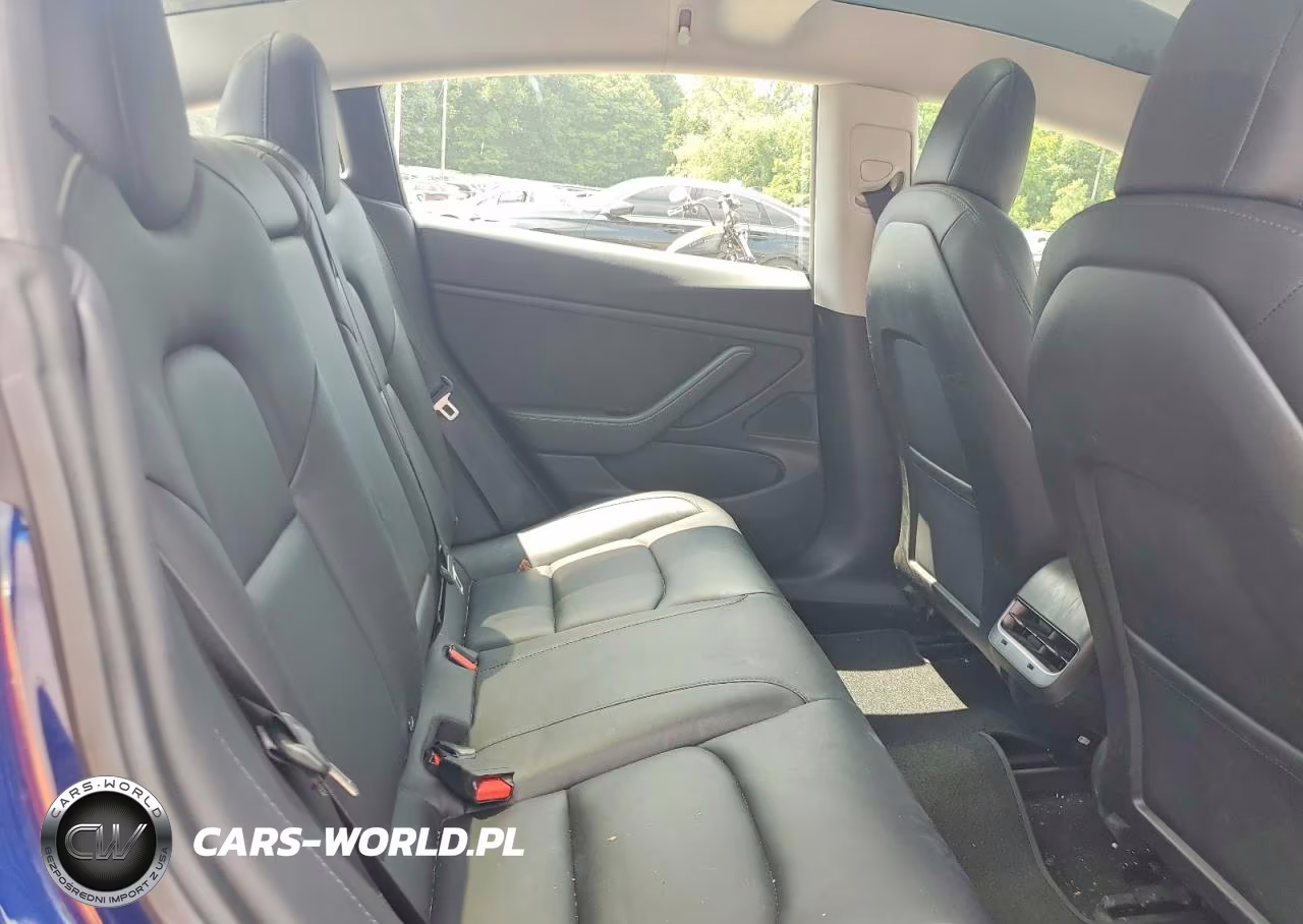 2018 Tesla Model 3 VIN:5YJ3E1EB8JF130397 - 10