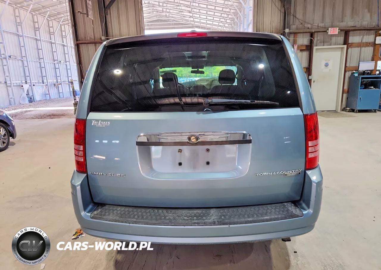 2010 Chrysler Town & Country VIN:2A4RR5D17AR393882 - 6
