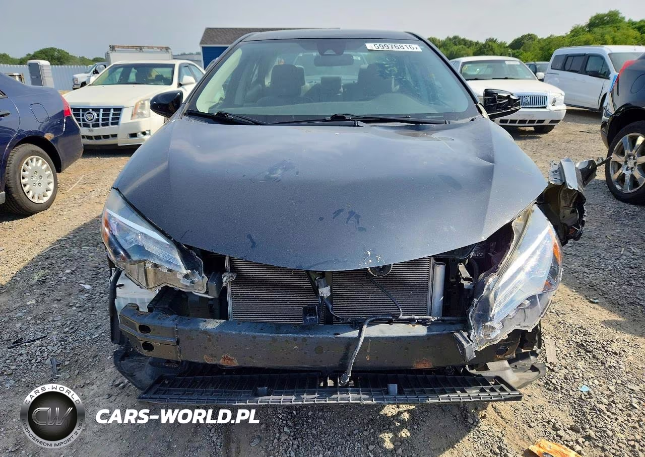 2017 Toyota Corolla Le VIN:2T1BURHE5HC851987 - 11
