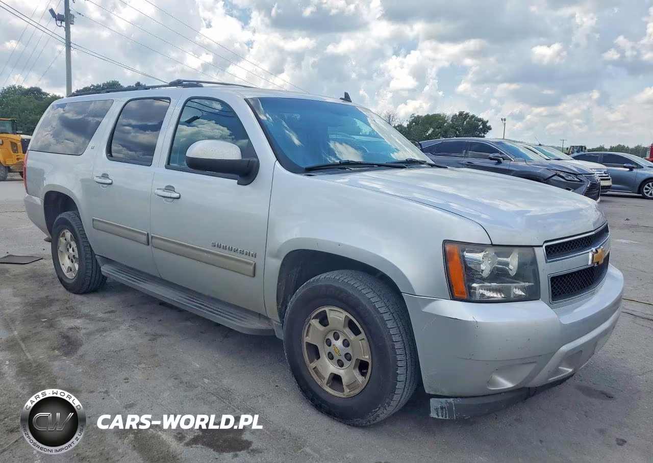 2013 Chevrolet Suburban K1500 Lt VIN:1GNSKJE77DR118098 - 4