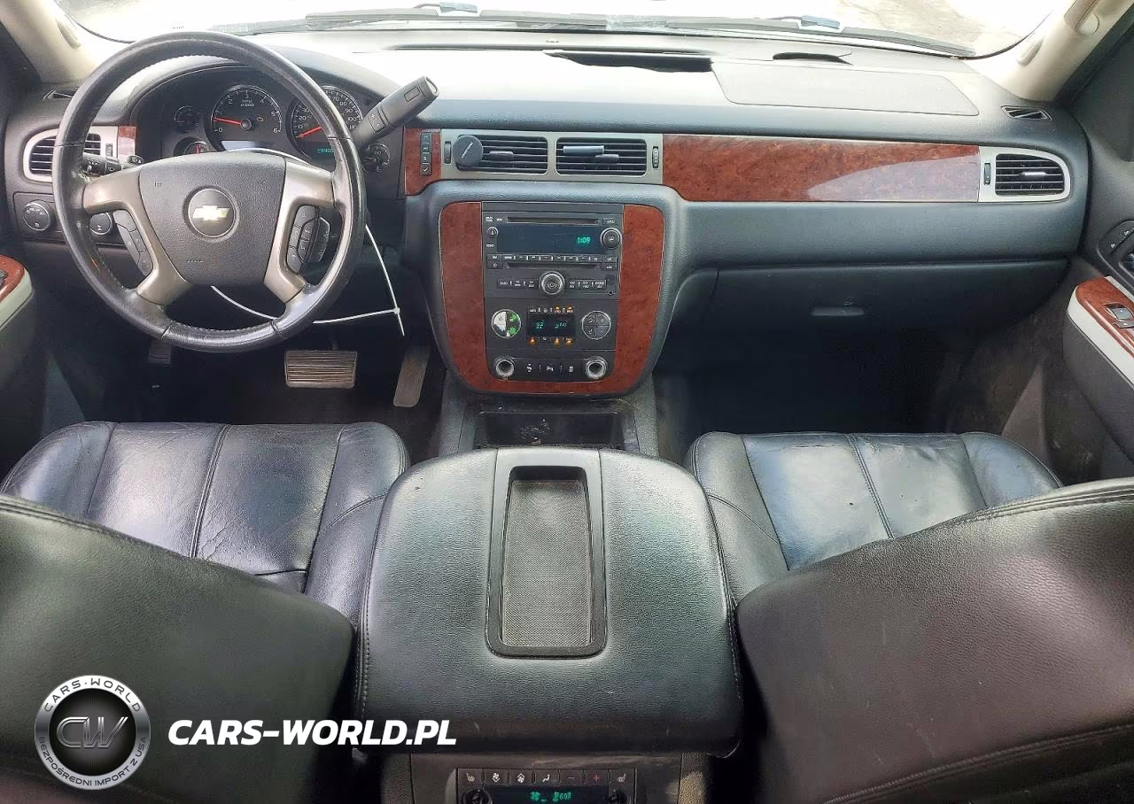 2013 Chevrolet Suburban K1500 Lt VIN:1GNSKJE77DR118098 - 8