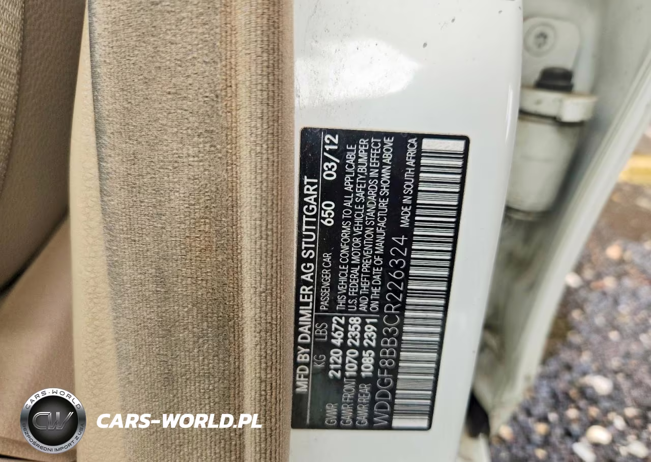 2012 Mercedes-Benz C 300 4Matic VIN:WDDGF8BB3CR226324 - 12