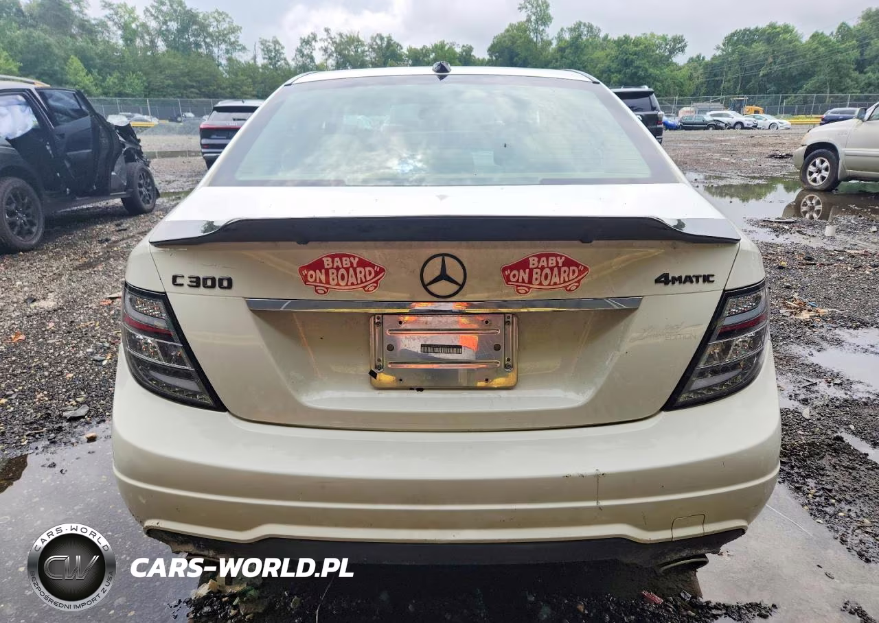 2012 Mercedes-Benz C 300 4Matic VIN:WDDGF8BB3CR226324 - 6