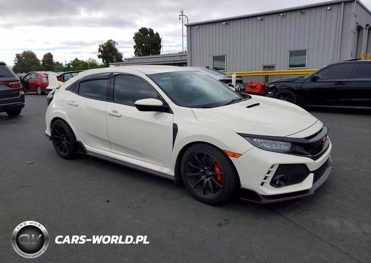 2018 Honda Civic Type-R Touring VIN:SHHFK8G77JU203913 - 4