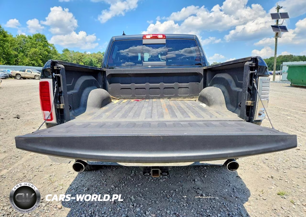 2016 Ram 1500 Laramie VIN:1C6RR7NM6GS218676 - 6