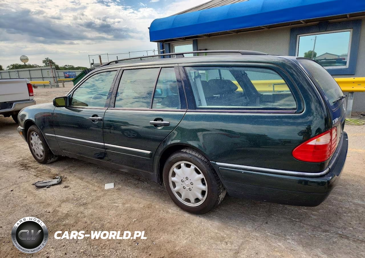 1998 Mercedes-Benz E VIN:WDBJH82F7WX005501 - 2