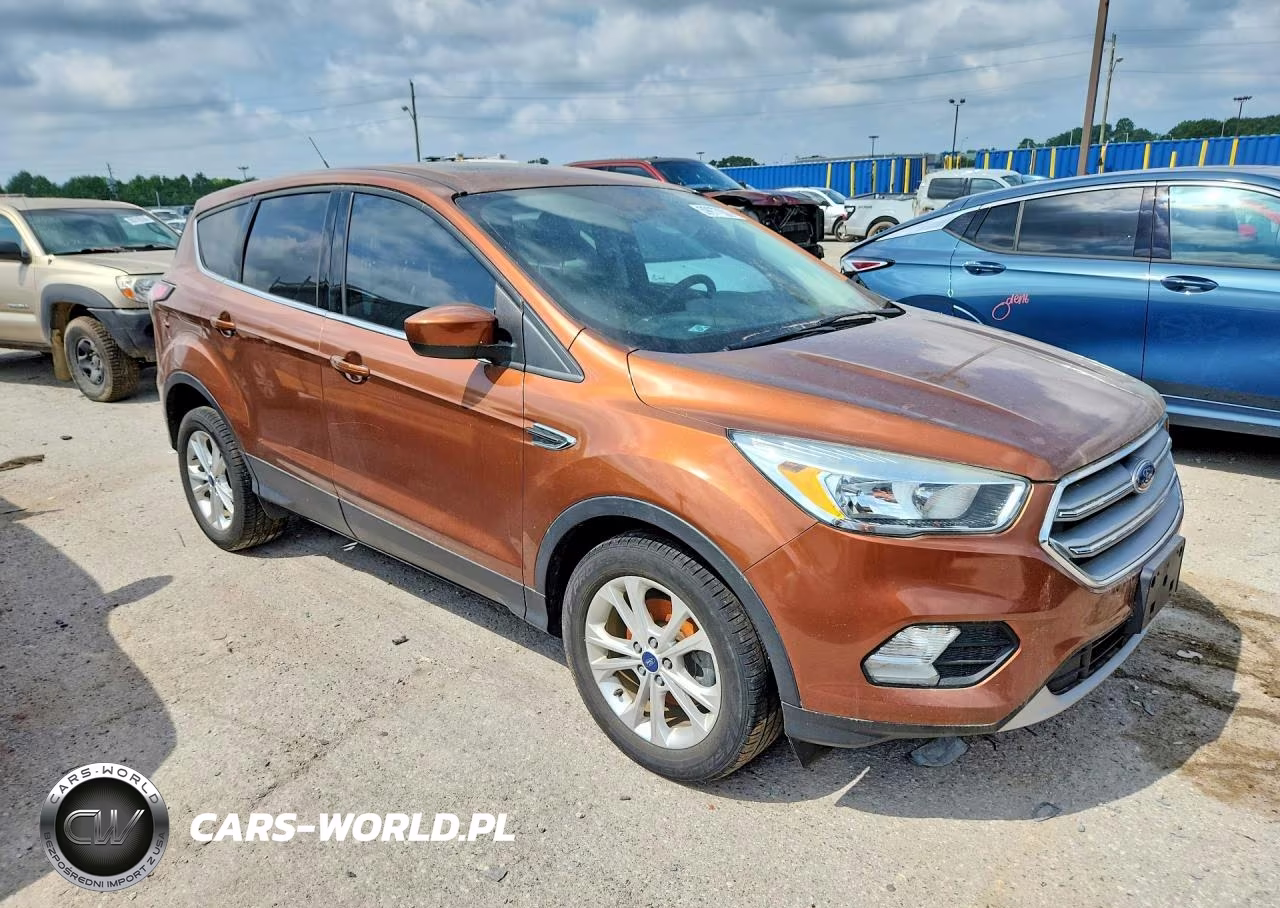 2017 Ford Escape Se VIN:1FMCU0GD8HUA76883 - 4